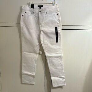 Banana Republic Girlfriend jeans, white, size 28/6.